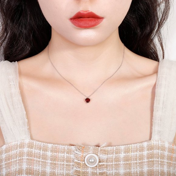 Natural Garnet Gemstone Heart Pendant. - Picture 2 of 3